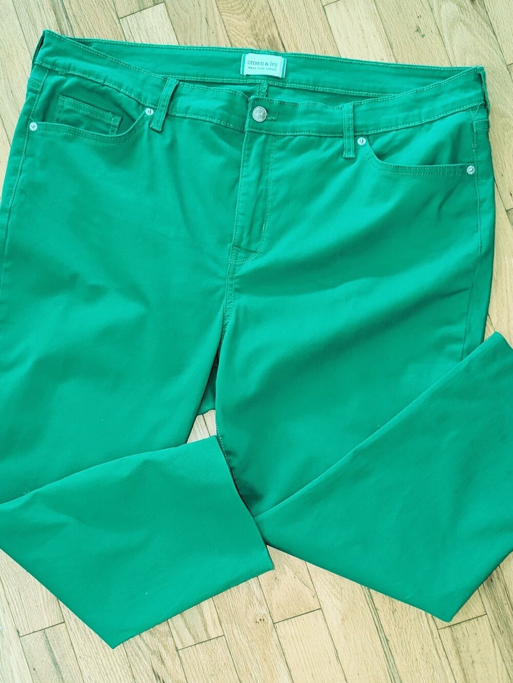 Crown & Ivy Cropped Kelly-Green Pants, Classic Jeans Styling, 18W